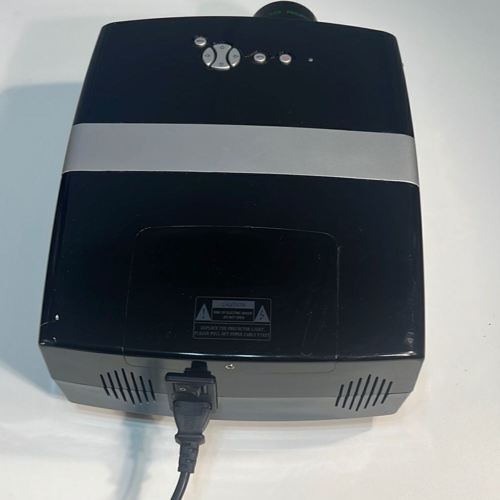 LCD projector hd399- Tested - Picture 4 of 6